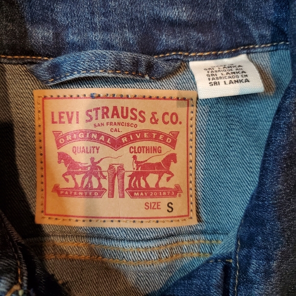 Levi's Denim Jacket - Picture 2 of 3